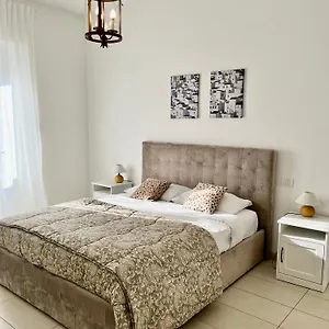 Apartament Marco Polo, Mediolan